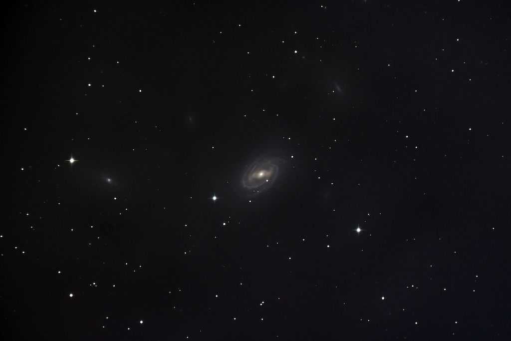M109